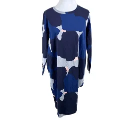 Naisten collegemekko, koko 44
