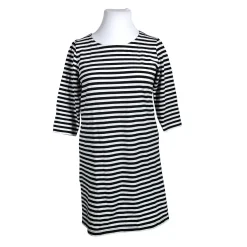 Naisten collegemekko, koko 46