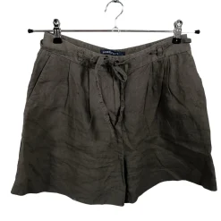 Naisten shortsit, koko 34