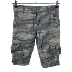 Poikien shortsit, koko 158 - 164